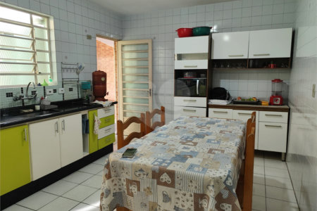 Casa à venda com 3 quartos em Jardim Cumbica, Guarulhos, SP