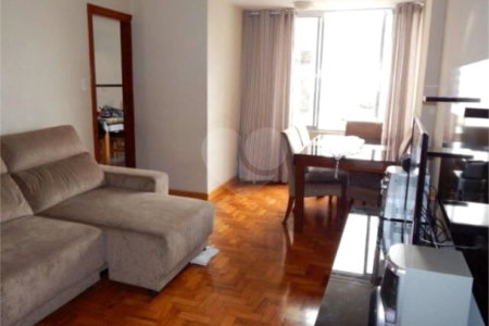 Apartamento à venda na Aclimação