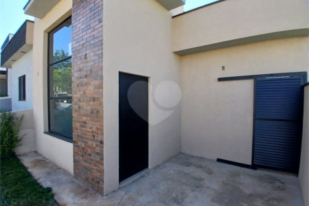 Casa à venda com 3 quartos, sendo 1 suíte,  no condomínio Jardim, Sorocaba - SP