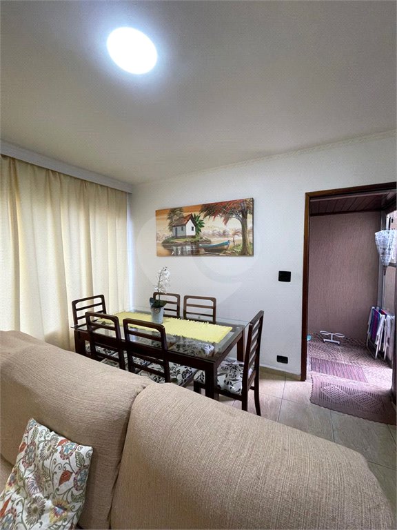 Sobrado à venda com 3 quartos, sendo 1 suíte, em Vila Gustavo, São Paulo, SP