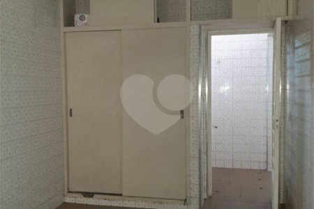 Casa à venda com 3 quartos, sendo 1 suíte, em Ipiranga, São Paulo, SP