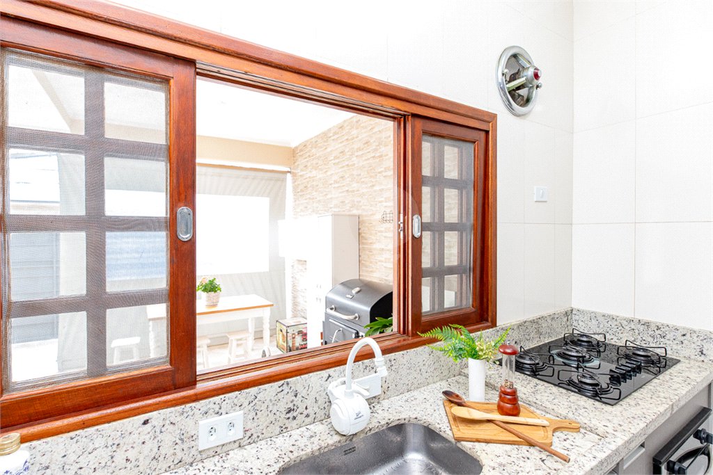 Casa à venda com 5 quartos, sendo 1 suíte, em Jardim Caravelas, São Paulo, SP
