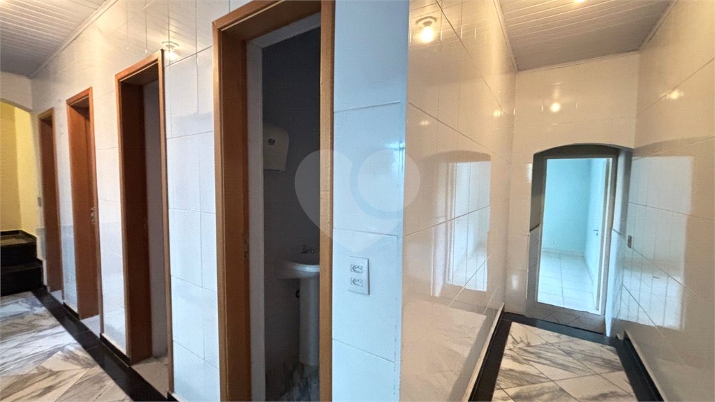 Sobrado à venda ou para alugar com 15 quartos em Tremembé, São Paulo, SP