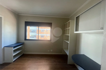 Apartamento à venda com 4 quartos, sendo 3 suítes, em Santana, São Paulo, SP
