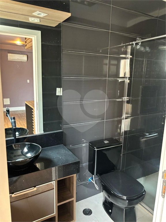 Casa à venda com 3 quartos, sendo 1 suíte, no condomínio Recanto das Araucárias, Suzano - SP