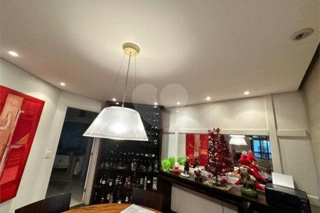 Apartamento à venda com 4 quartos, sendo 3 suítes,  em Vila Andrade, São Paulo, SP