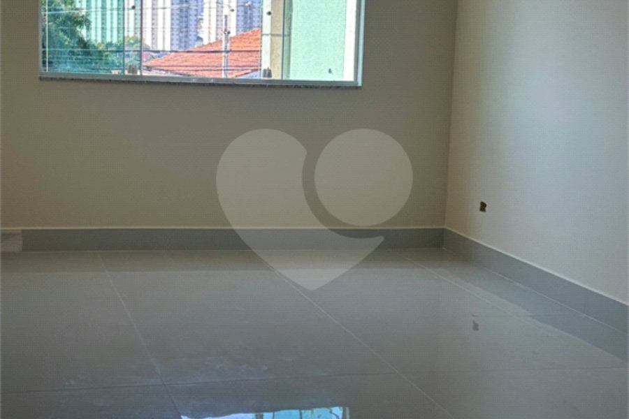 Sobrado à venda com 2 suítes em Vila Rica, São Paulo, SP