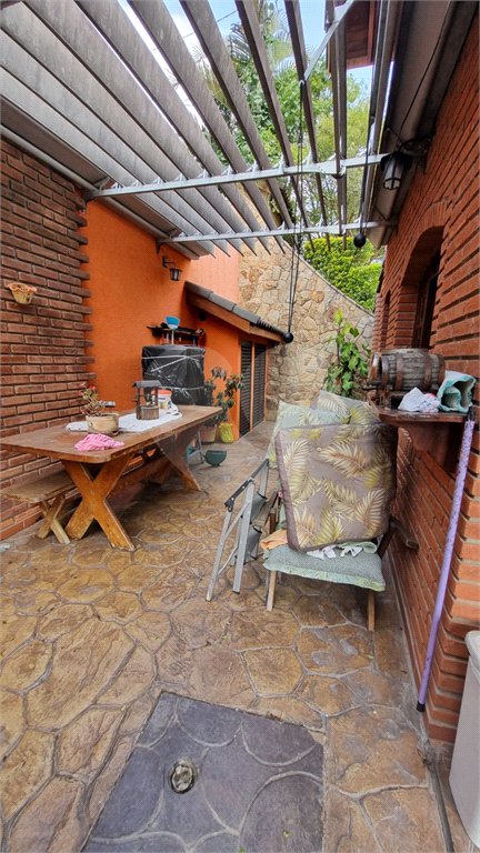 Casa à venda com 4 quartos, sendo 2 suítes, no condomínio Aruã Eco Park, Mogi das Cruzes - SP