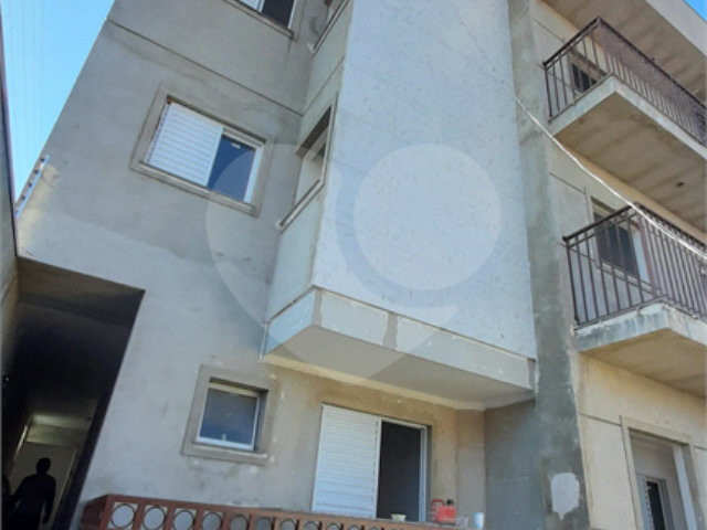 Casa à venda com 2 quartos no condomínio Residencial Luta, São Paulo - SP