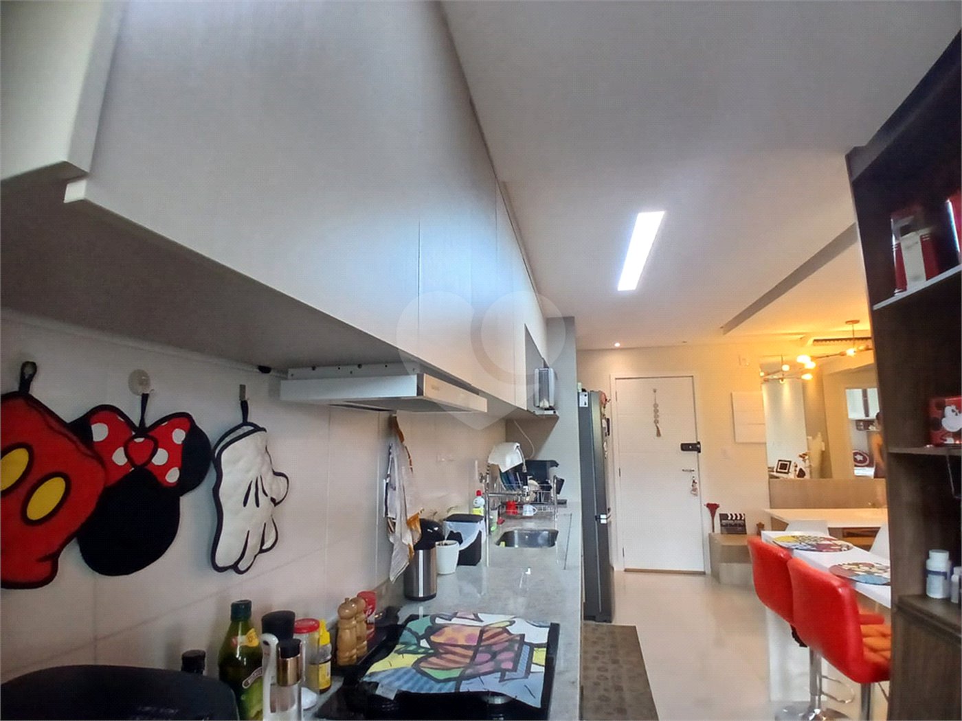 Apartamento à venda com 2 quartos, sendo 1 suíte,  em Bairro do Cambará, São Roque, SP