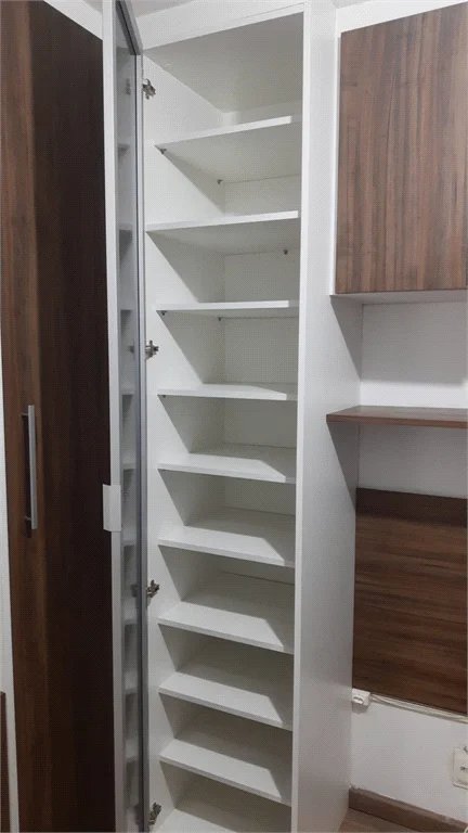 Apartamento à venda com 2 quartos em Vila das Belezas, São Paulo, SP