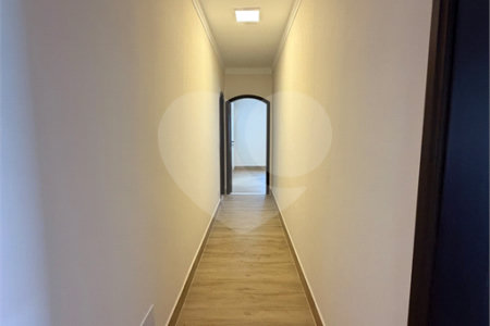 Casa à venda com 5 quartos, sendo 4 suítes, em Vila Rosália, Guarulhos, SP