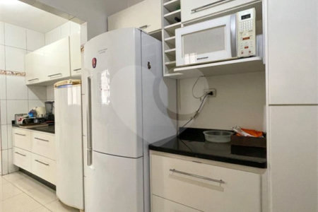 Apartamento à venda com 3 quartos, sendo 1 suíte, em Bosque da Saúde, Cuiabá, MT