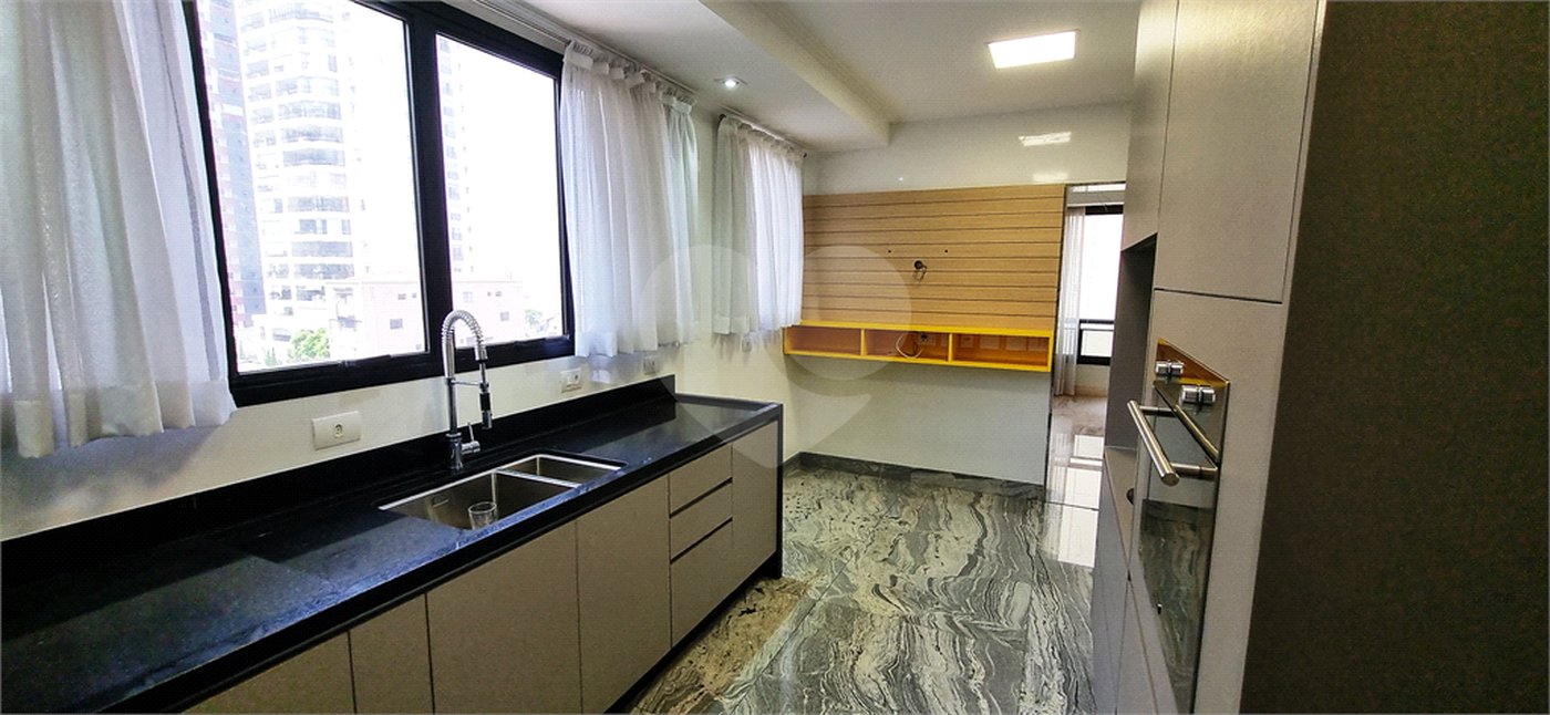 Apartamento à venda com 4 quartos, sendo 3 suítes, em Santana, São Paulo, SP