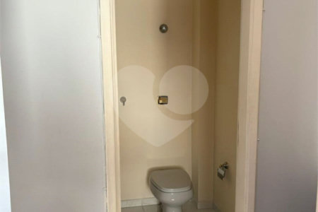 Apartamento à venda ou para alugar com 3 quartos, sendo 1 suíte,  em Pinheiros, São Paulo, SP