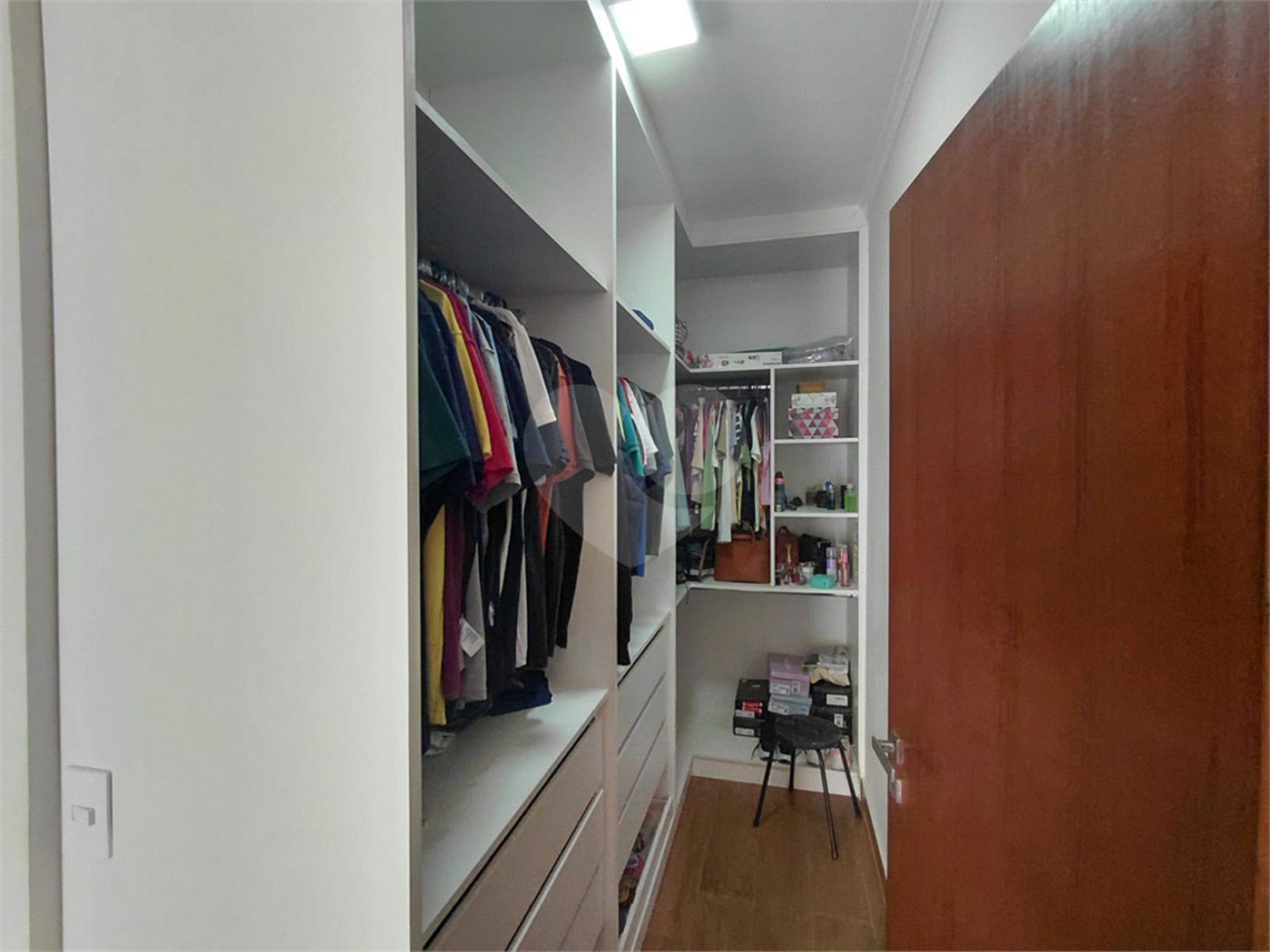Casa Térrea à venda com 3 quartos, sendo 1 suíte, em Jardim Esplanada II, Indaiatuba, SP