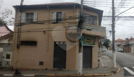 Sobrado à venda com 4 quartos em Calmon Viana, Poá, SP
