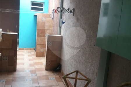 Casa Térrea à venda com 4 quartos, sendo 1 suíte,  em Vila Oliveira, Mogi das Cruzes, SP
