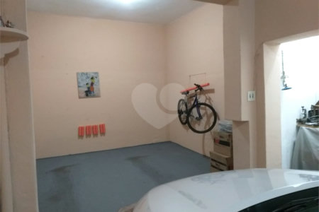 Sobrado à venda ou para alugar com 3 suítes em Santa Teresinha, São Paulo, SP