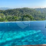 Casa à venda com 3 suítes no condomínio Hills, Arujá - SP