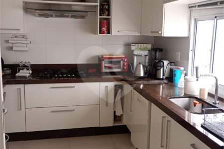 Apartamento à venda com 3 suítes em Vila Independência, Sorocaba, SP
