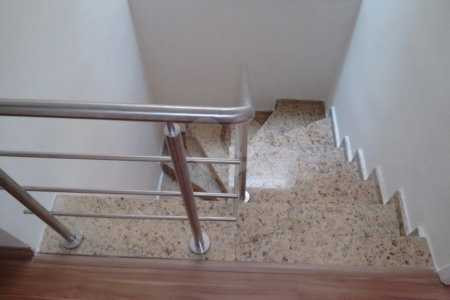 Sobrado à venda com 3 quartos, sendo 1 suíte, em Vila Nivi, São Paulo, SP