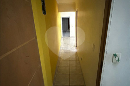 Sobrado à venda com 4 quartos, sendo 2 suítes, em Parque Sonia, São Paulo, SP