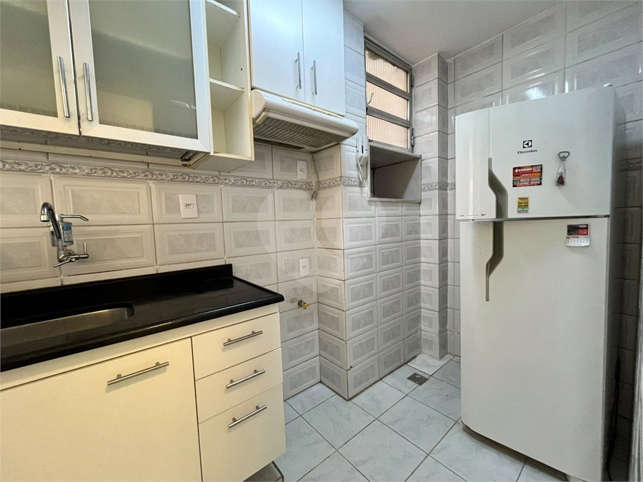 Apartamento à venda ou para alugar com 1 suíte no Centro, Rio de Janeiro, RJ