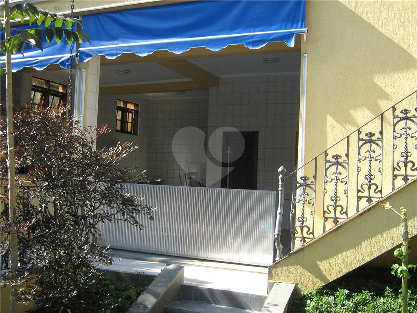 Casa à venda com 4 quartos, sendo 2 suítes, no condomínio Estância Marambaia, Vinhedo - SP