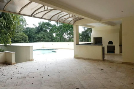 Casa à venda com 4 suítes no condomínio Vilaretto, São Paulo - SP