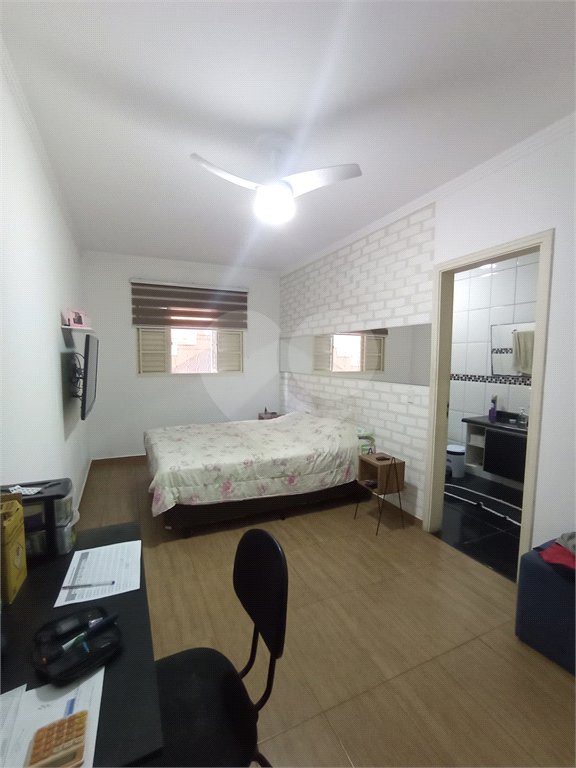 Sobrado à venda com 3 quartos, sendo 2 suítes,  em Jardim Wanel Ville V, Sorocaba, SP
