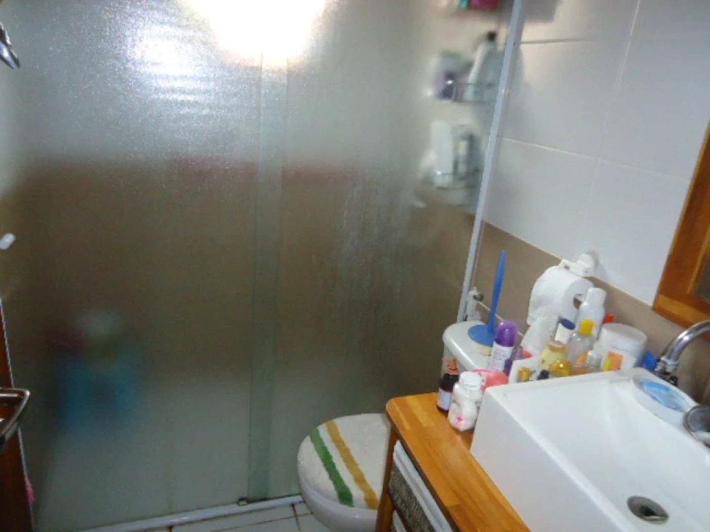 Casa à venda com 3 quartos, sendo 1 suíte,  em Jardim das Vertentes, São Paulo, SP