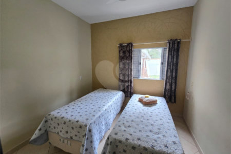 Chácara à venda com 3 quartos, sendo 1 suíte, em Cercadinho, Alambari, SP