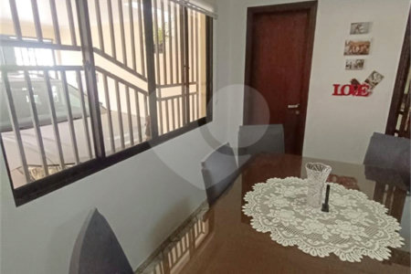 Sobrado à venda com 3 quartos, sendo 1 suíte, em Cidade Continental, São Paulo, SP