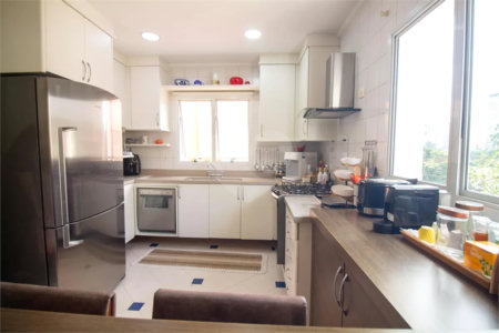 Casa à venda com 4 quartos, sendo 3 suítes, no condomínio Residencial Sans Souci, São Paulo - SP