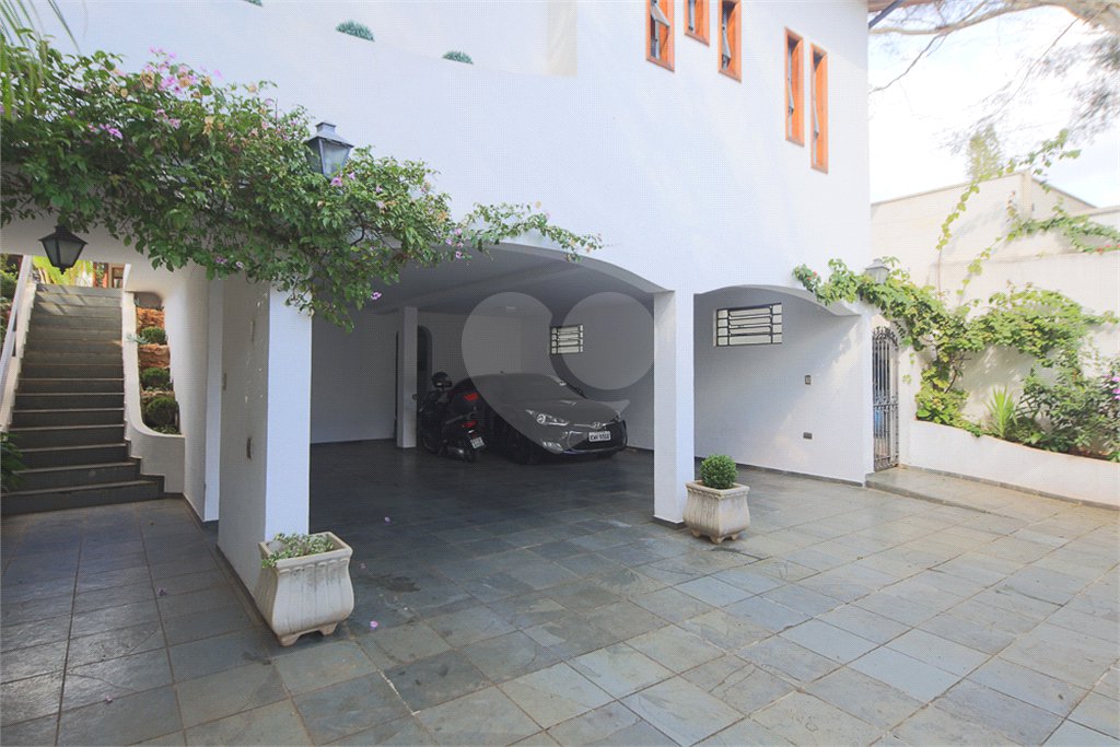 Casa Térrea à venda com 4 suítes em Interlagos, São Paulo, SP
