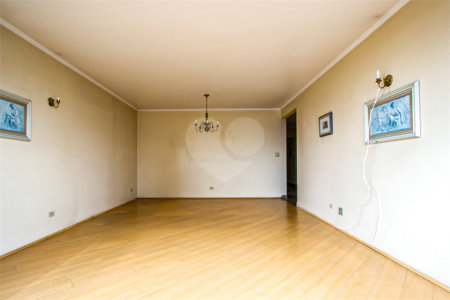 Apartamento à venda com 3 quartos, sendo 1 suíte, em Pinheiros, São Paulo, SP
