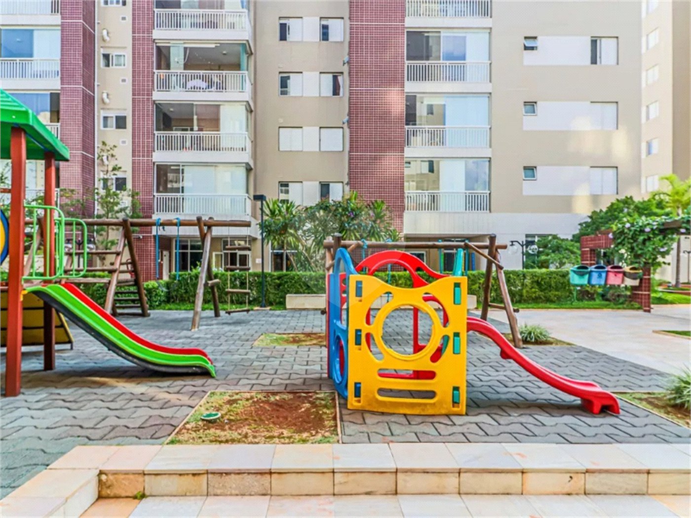 Apartamento à venda com 3 quartos, sendo 1 suíte, em Vila Polopoli, São Paulo, SP