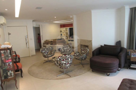 Apartamento à venda com 3 suítes em Real Parque, São Paulo, SP