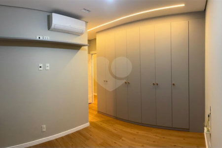 Apartamento à venda com 3 suítes em Parada Inglesa, São Paulo, SP