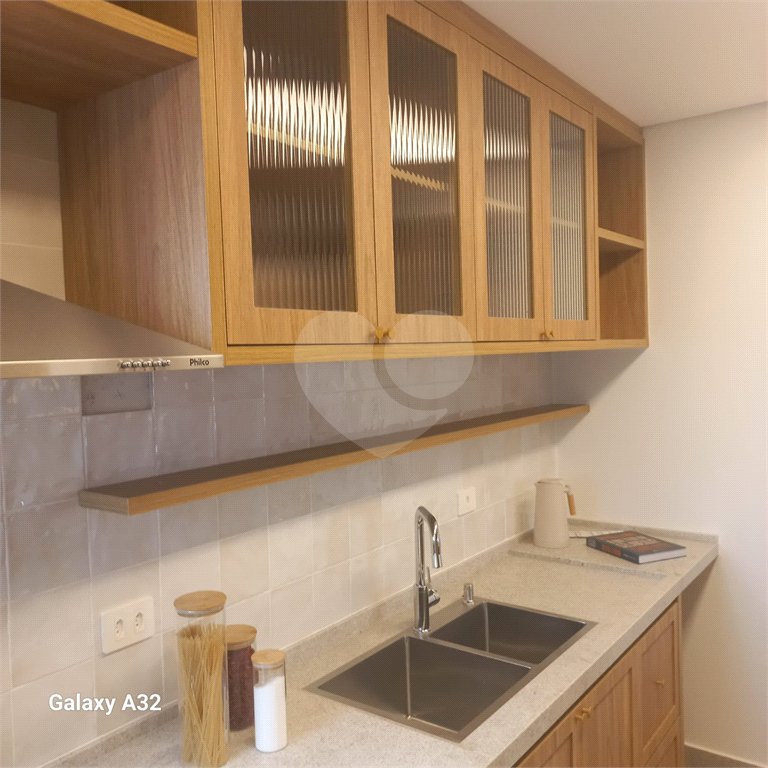 Apartamento à venda com 2 quartos, sendo 1 suíte, em Vila Olímpia, São Paulo, SP