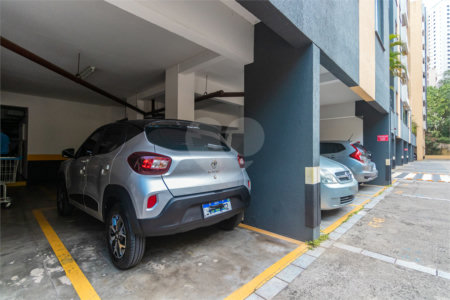 Apartamento à venda com 3 quartos, sendo 1 suíte, em Jardim Marajoara, São Paulo, SP
