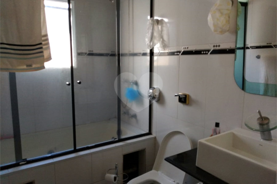 Sobrado à venda com 3 quartos, sendo 2 suítes, em Parada Inglesa, São Paulo, SP