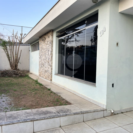 Casa Térrea à venda com 4 quartos, sendo 2 suítes, em Jardim Santa Rosália, Sorocaba, SP