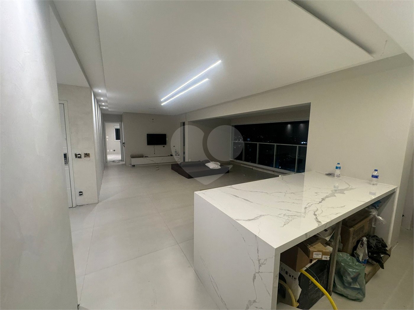 Apartamento à venda com 2 suítes em Vila Mogilar, Mogi das Cruzes, SP