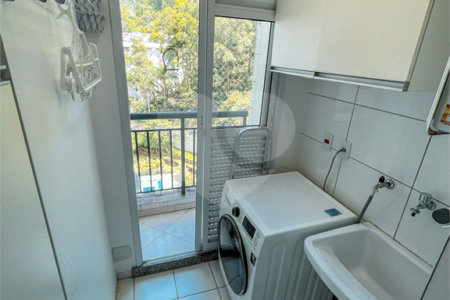 Apartamento à venda com 2 quartos, sendo 1 suíte, em Vila Andrade, São Paulo, SP