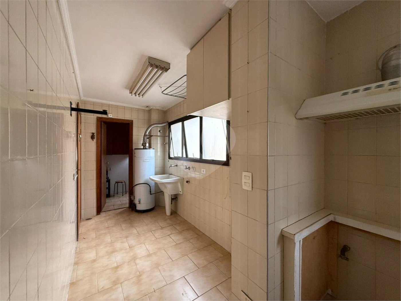 Apartamento à venda com 3 quartos, sendo 1 suíte, em Jardim Paulista, São Paulo, SP