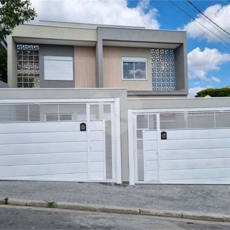 Sobrado à venda com 2 quartos, sendo 1 suíte, em Arujamérica, Arujá, SP