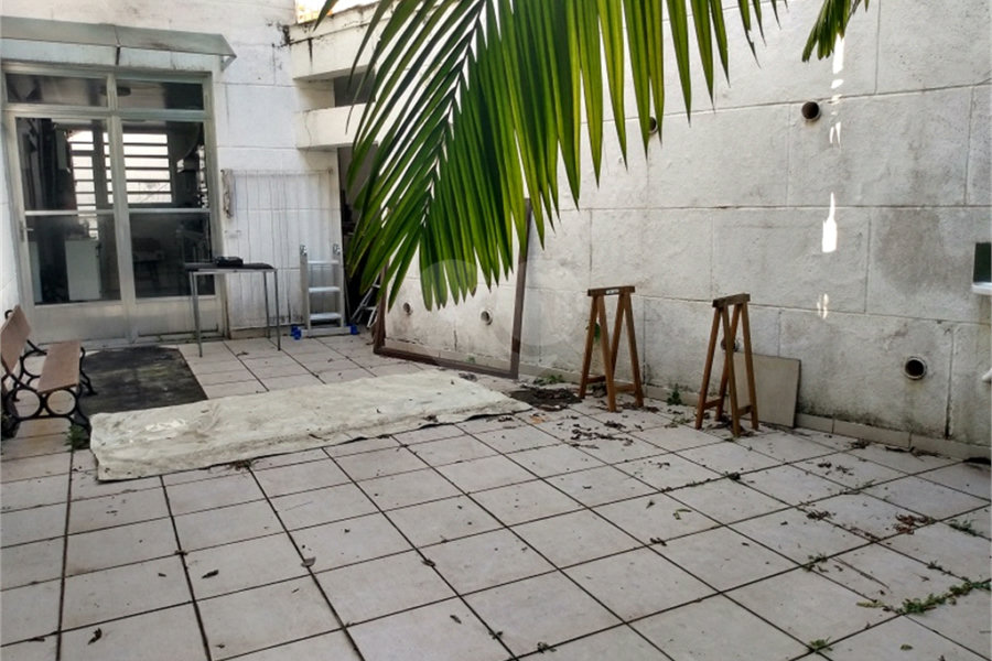Casa à venda com 6 quartos, sendo 2 suítes, em Tremembé, São Paulo, SP