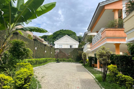 Casa à venda com 4 suítes no condomínio Conjunto Residencial São Benedito, São Paulo - SP